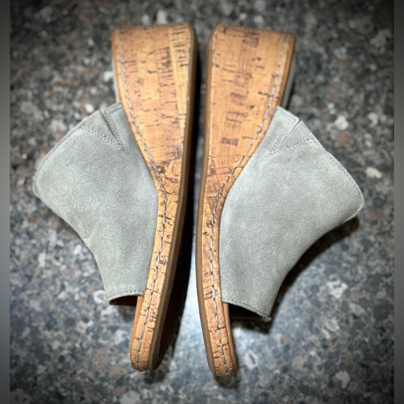 b.o.c. Women's Light Gray Mule cork wedge open-toe sandals - Picture 3 of 15